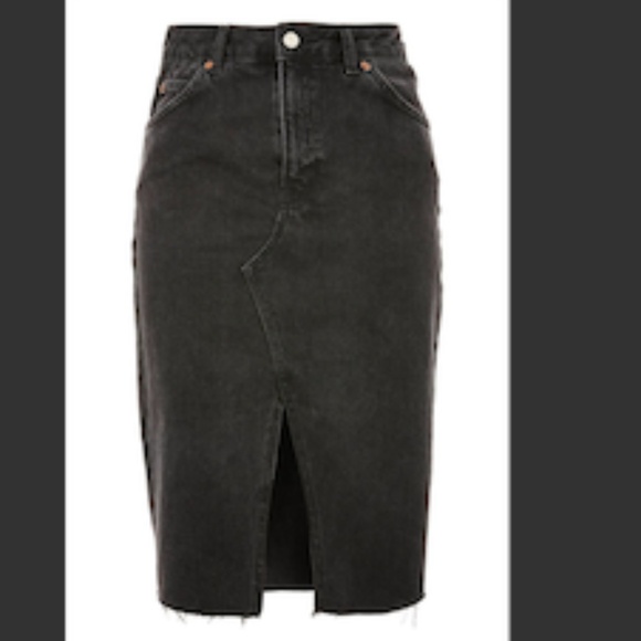 *SOLD* Topshop Black Midi Denim Skirt - Picture 3 of 6